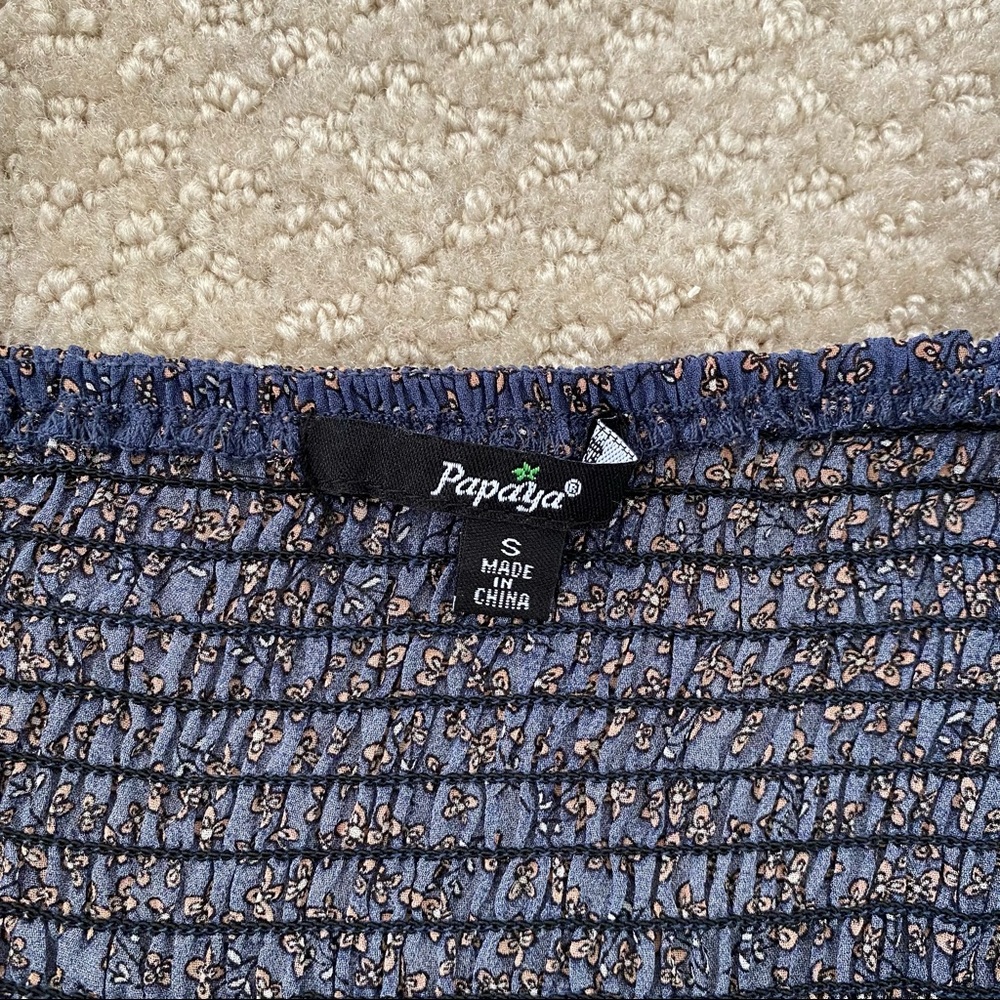 NWOT. Papaya Blue Floral Tank size small - Picture 3 of 5